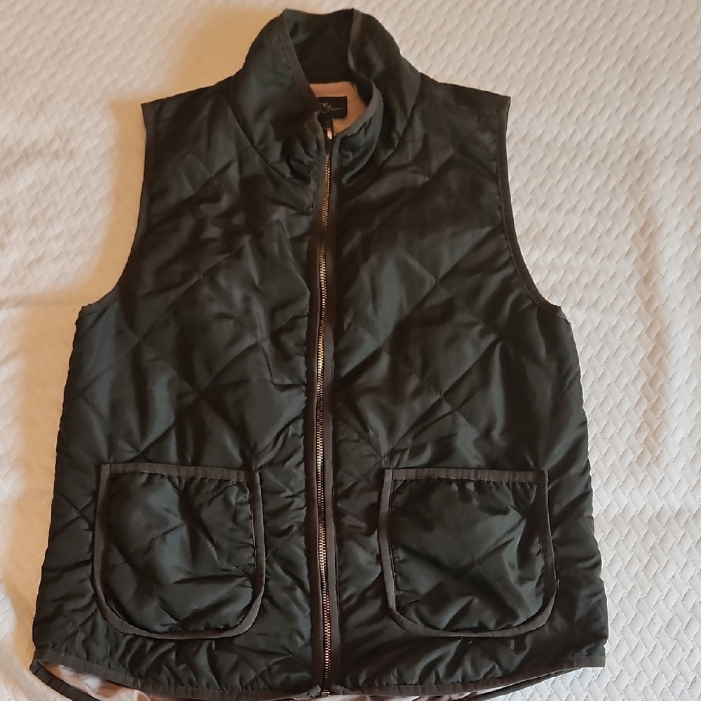 Market & Spruce Lightweight Vest